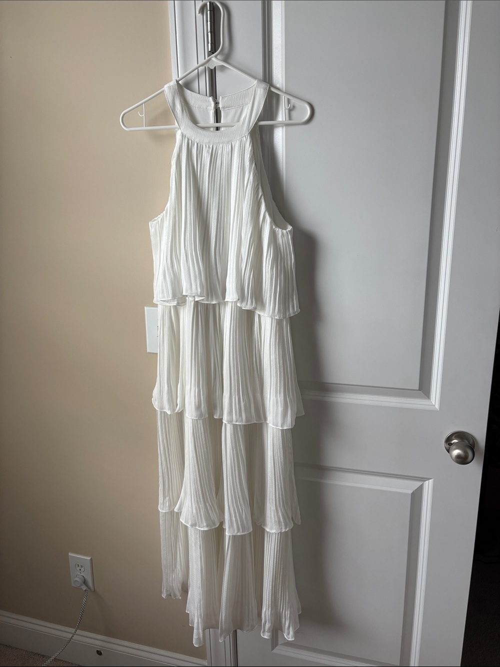 Lulu's White Pleated Tiered Midi Dress